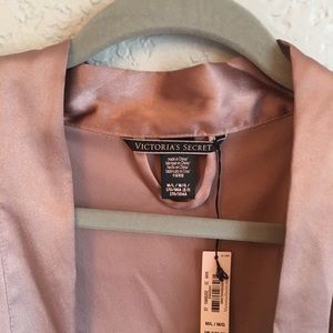 Victoria’s Secret Satin Kimono